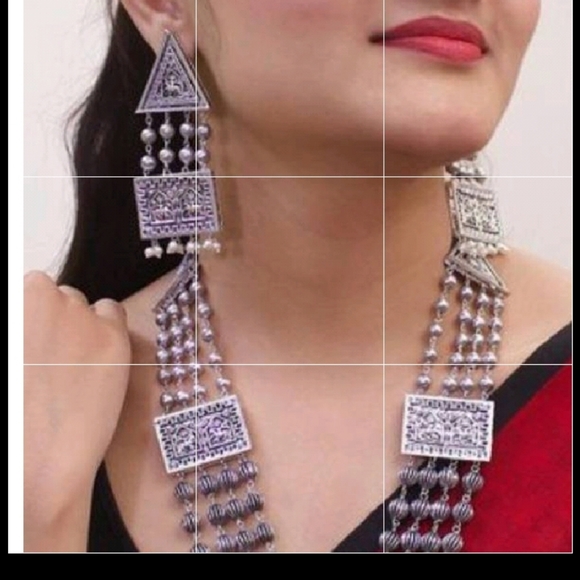 Necklace with earrings - Picture 3 of 4